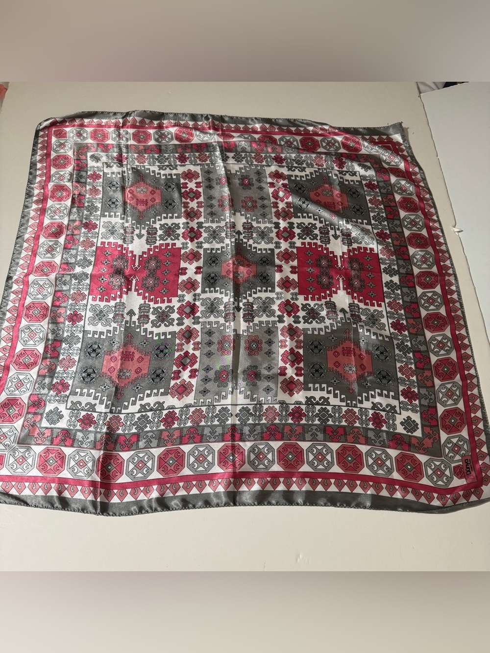 Dunya Square Scarf  34” made turkey  Geometric Pattern Satin Black Red Vintage